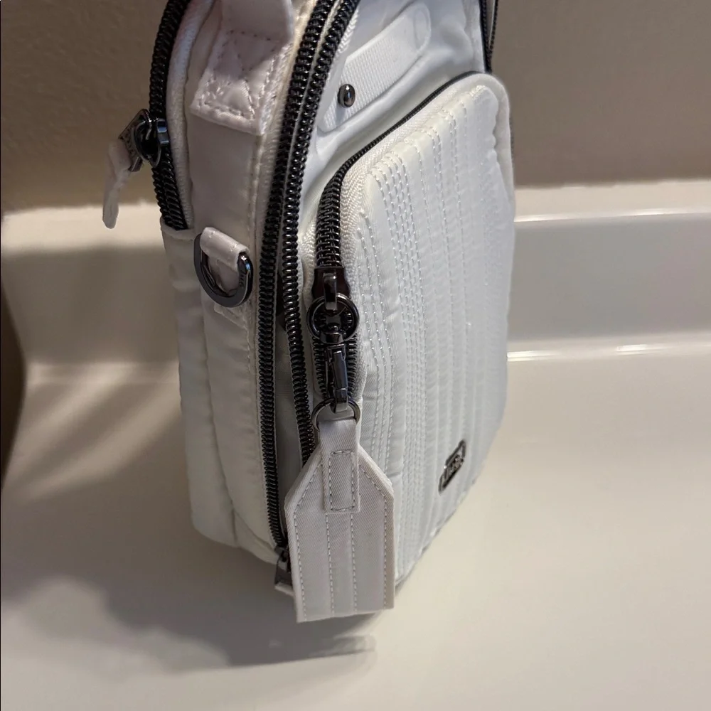 Lug Skeeter Mini Bridge white NWT Bag - Picture 4 of 4